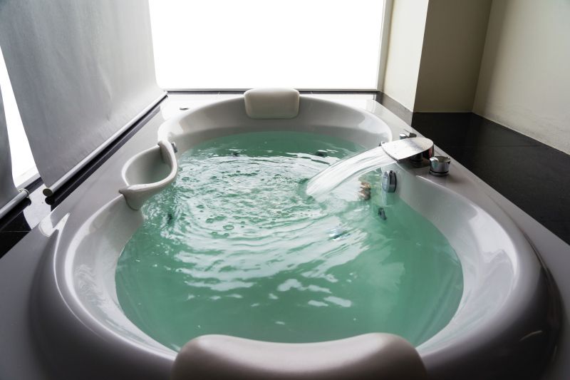 Luxury Spa Bathtub